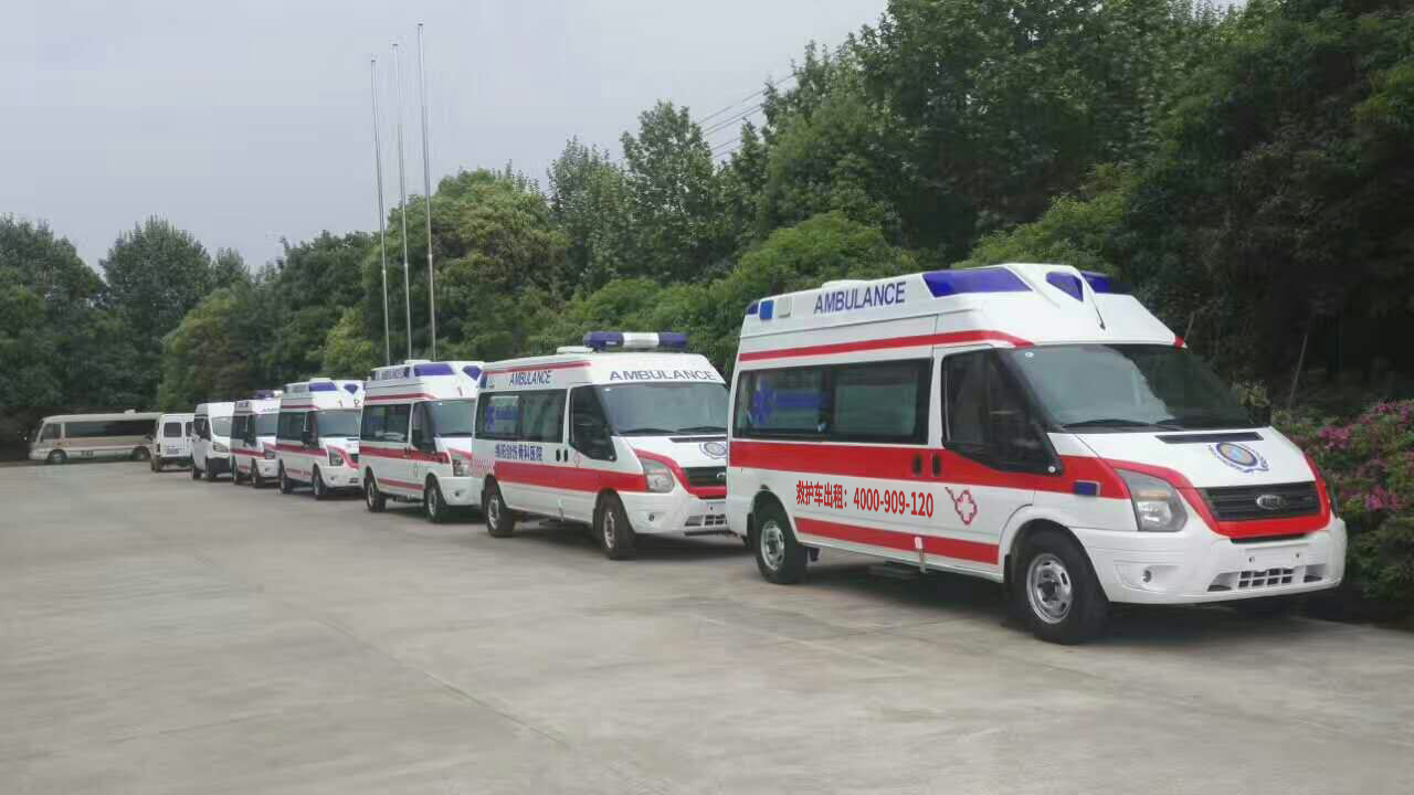 康复返乡护理家属推荐的浦东新区救护车出租靠谱公司