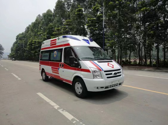 上海市正规的救护车平台如何保障转运安全？小微救护为您揭秘专业选择秘诀