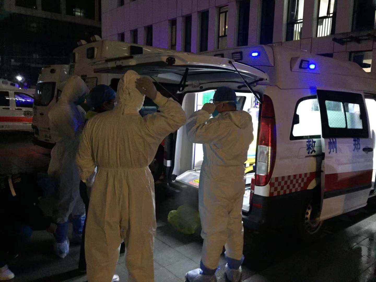 如何选择专业的上海救护车租赁服务，轻松实现安全转院